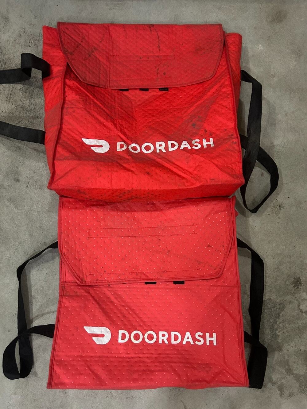 DoorDash Insulated Pizza Delivery Bags Lot of 2 Large 18x19x5 Red Black